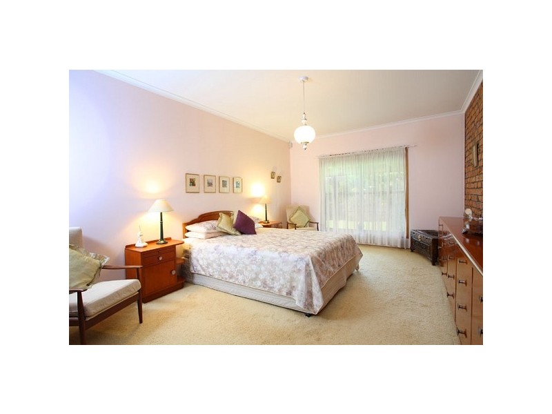 54 Willunga Street, Brookfield QLD 4069