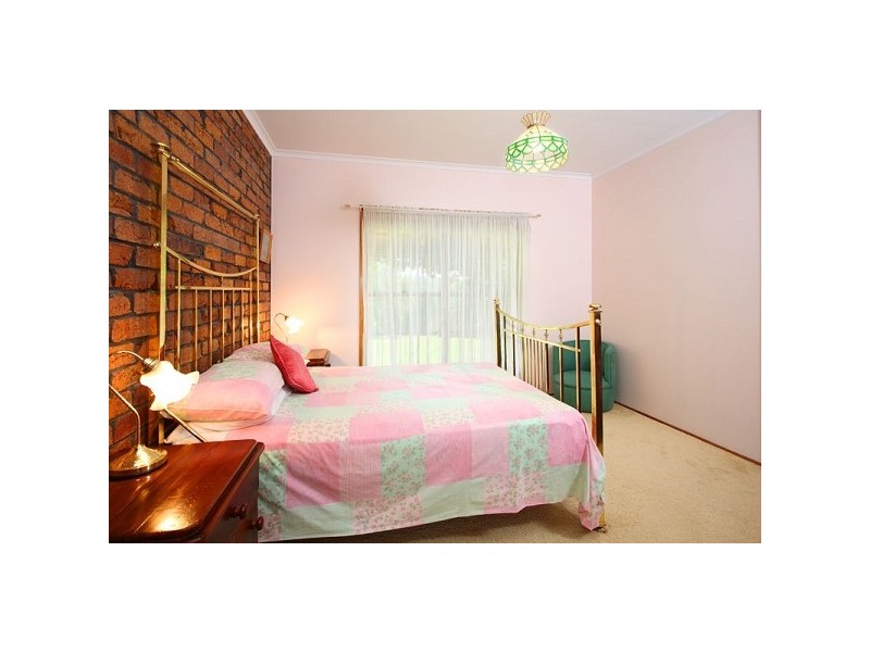 54 Willunga Street, Brookfield QLD 4069