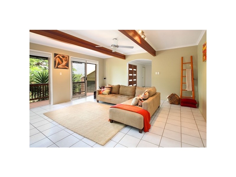 49 Marland Street, Kenmore QLD 4069