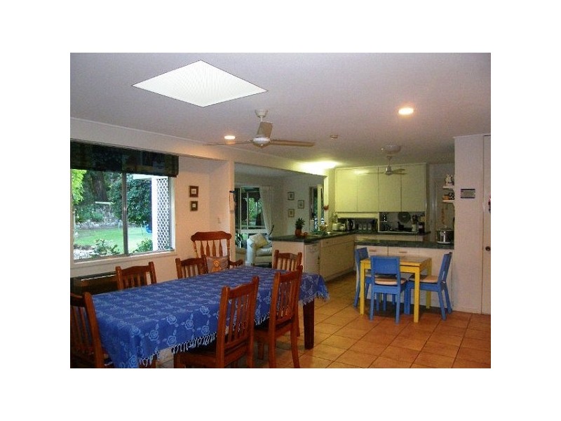 20 Lochiel Street, Kenmore QLD 4069