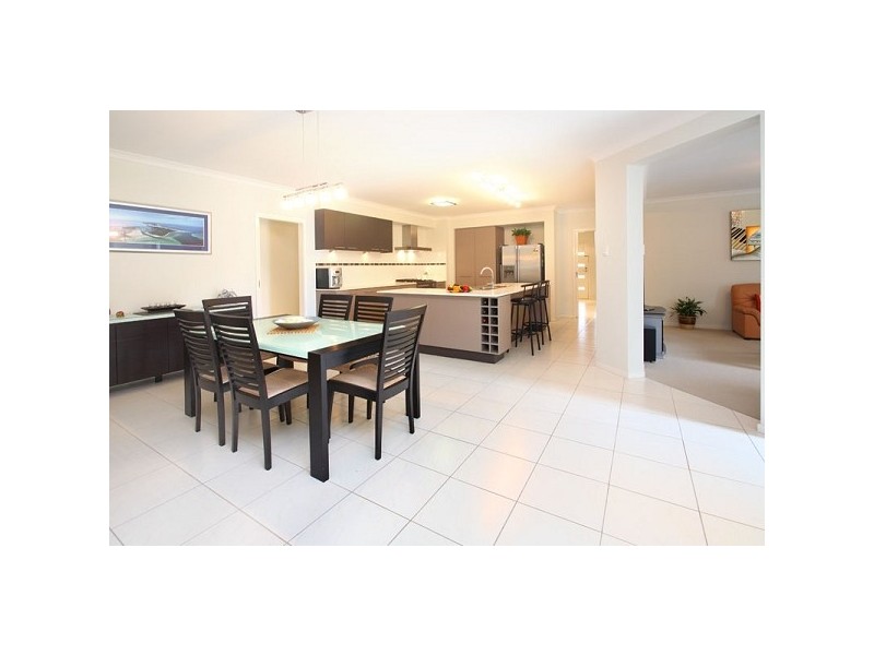 37 Witty Road, Moggill QLD 4070