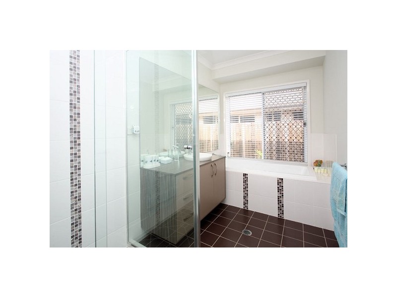 37 Witty Road, Moggill QLD 4070