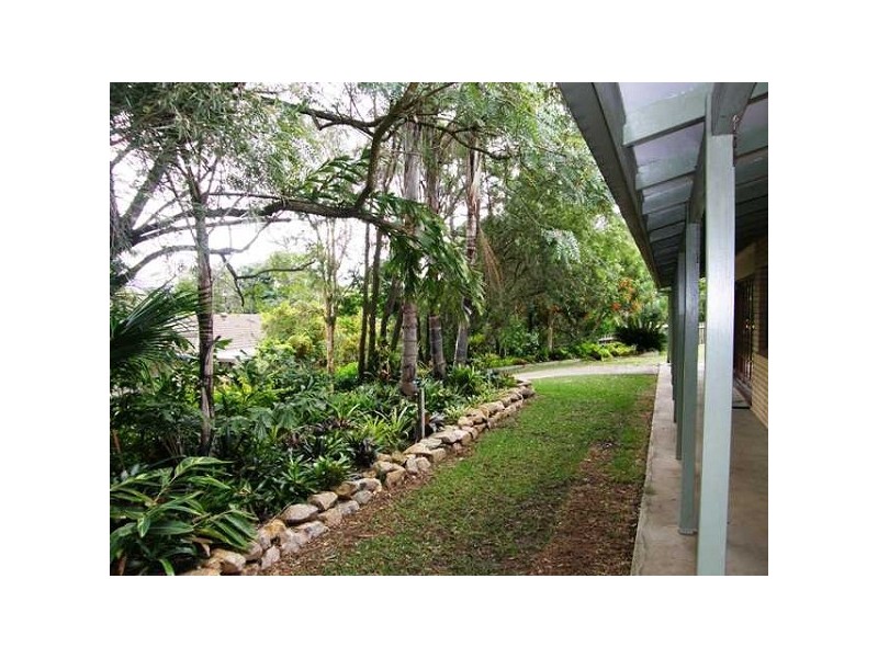 8 Okra Place, Bellbowrie QLD 4070