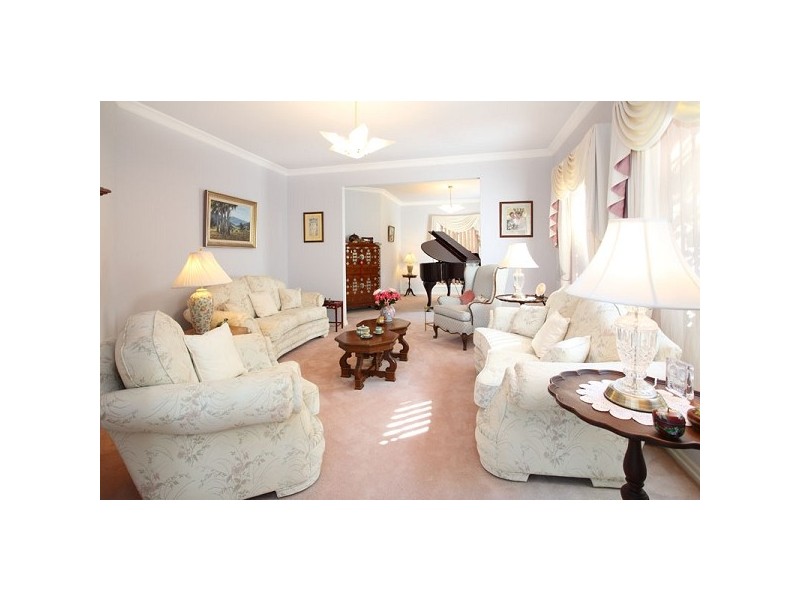 1 River Park Place, Fig Tree Pocket QLD 4069