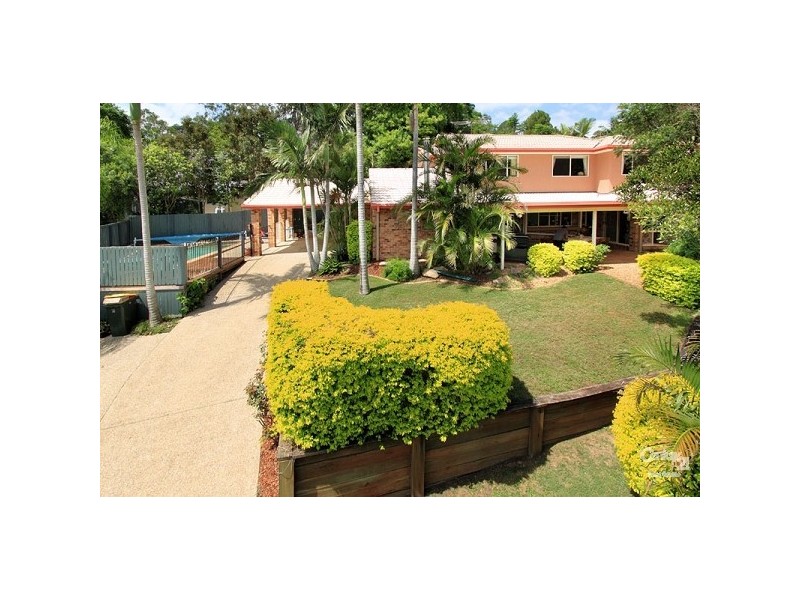 8 Brookvale Close, Kenmore Hills QLD 4069