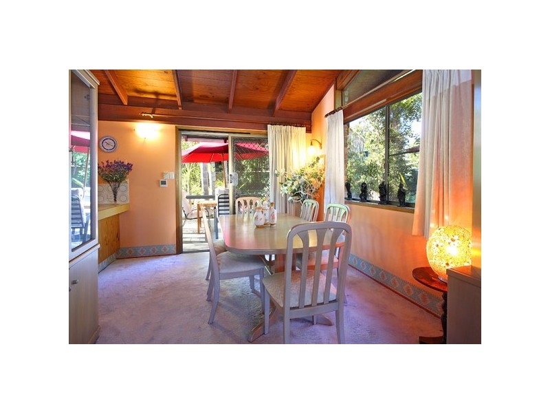 8 Paley Street, Kenmore Hills QLD 4069