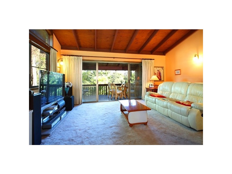 8 Paley Street, Kenmore Hills QLD 4069