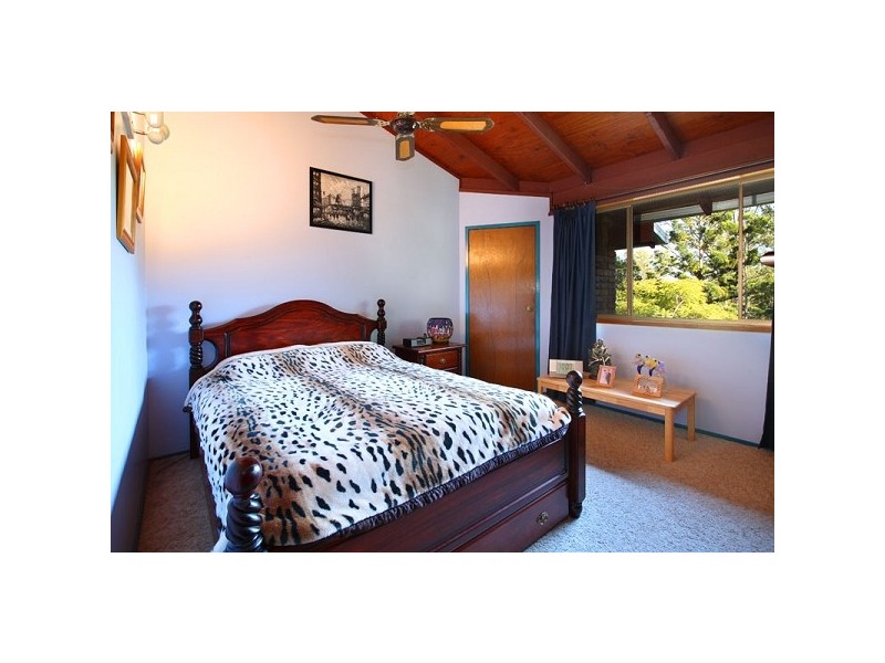 8 Paley Street, Kenmore Hills QLD 4069