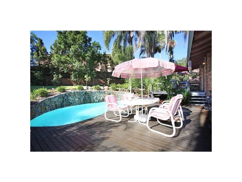 8 Paley Street, Kenmore Hills QLD 4069