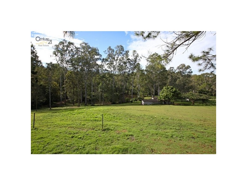 383 Brookfield Road, Kenmore Hills QLD 4069