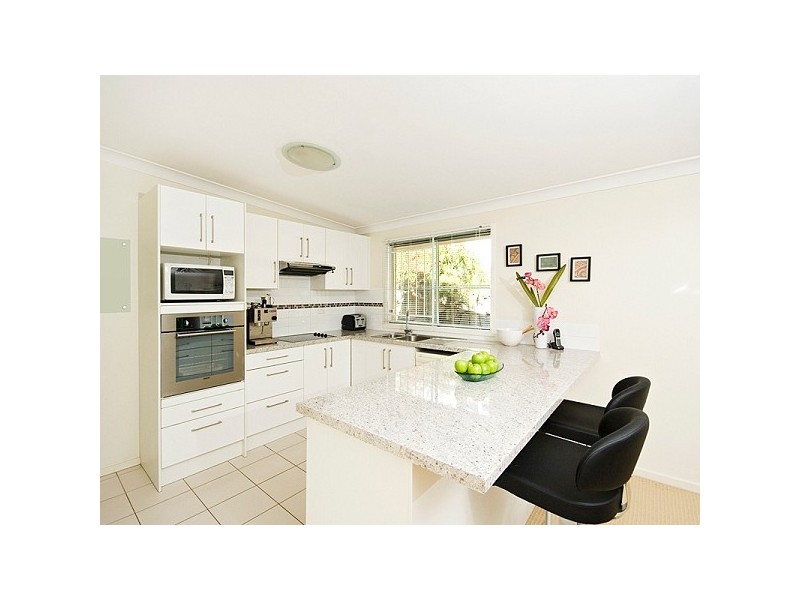 22 Belsize Street, Kenmore QLD 4069