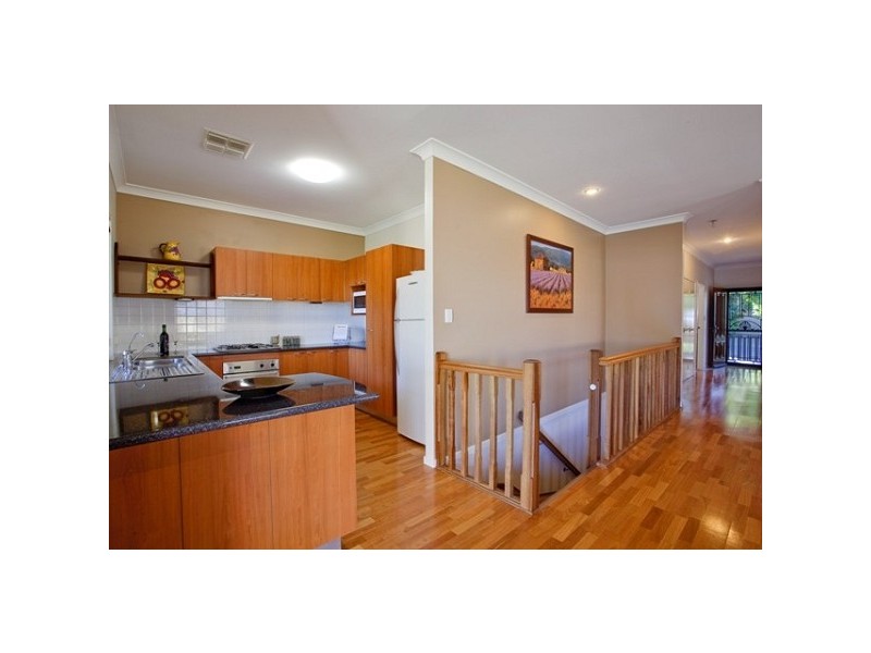 35 Kate Street, Indooroopilly QLD 4068