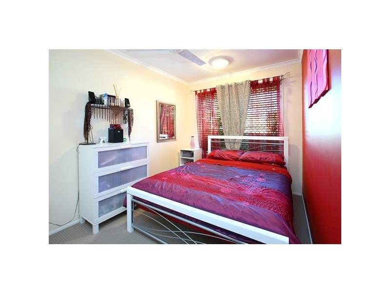 4 Hobson Court, Chapel Hill QLD 4069