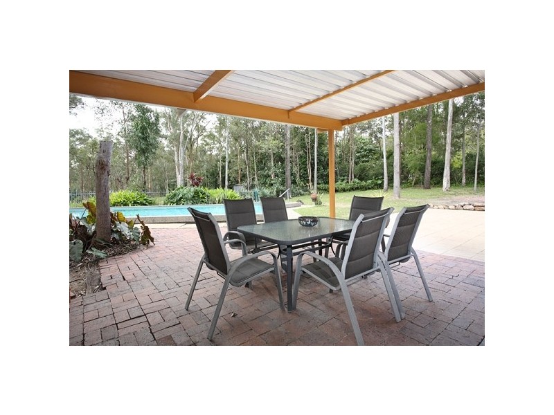 83 Sugars Road, Bellbowrie QLD 4070