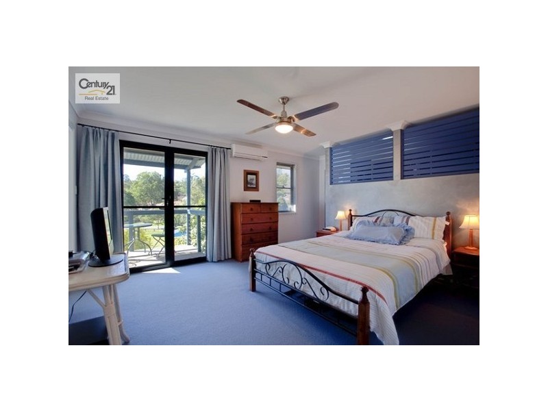 66 Palm Street, Kenmore QLD 4069