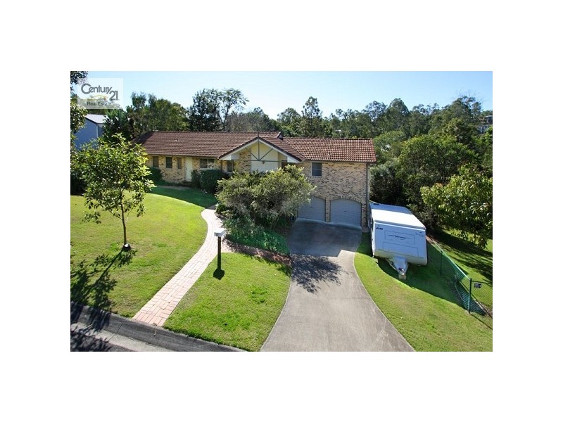 5 Shannan Place, Kenmore Hills QLD 4069