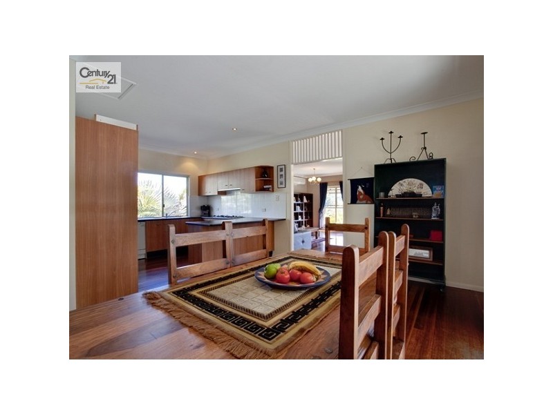 43 Mirbelia Street, Kenmore Hills QLD 4069