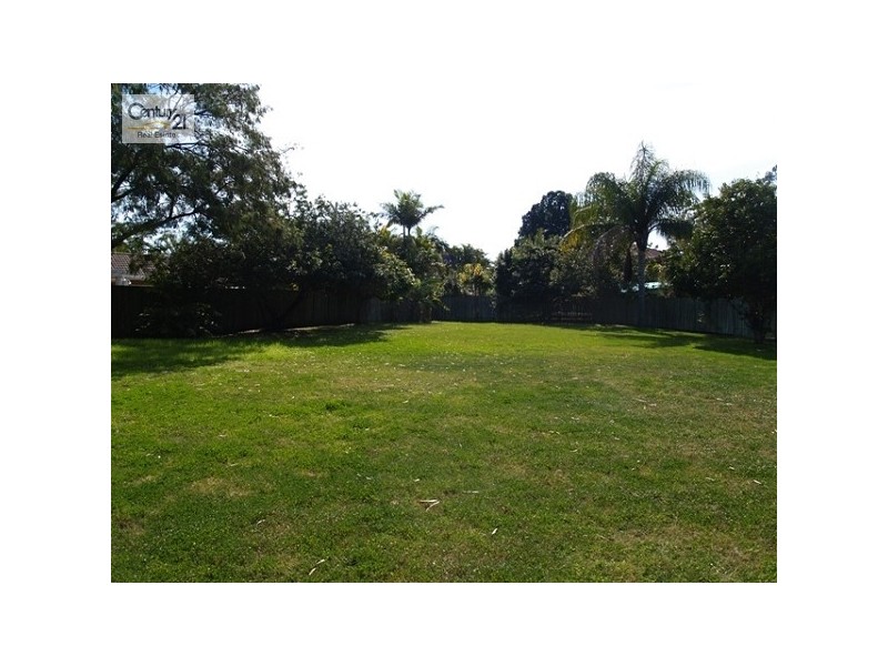 5 River Park Place, Fig Tree Pocket QLD 4069