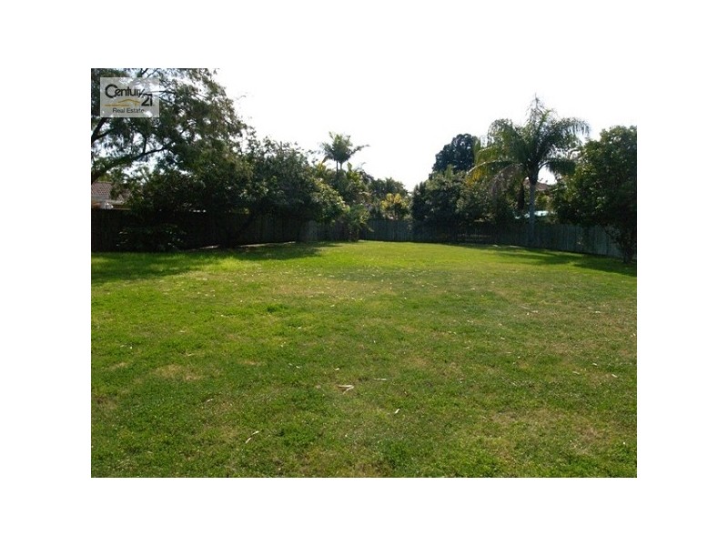 5 River Park Place, Fig Tree Pocket QLD 4069