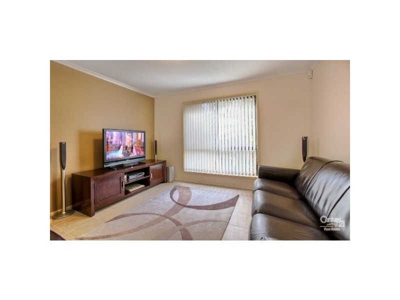 24 Blackbutt Place, Brookfield QLD 4069