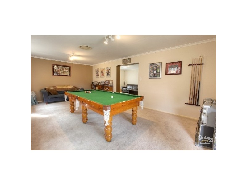 24 Blackbutt Place, Brookfield QLD 4069