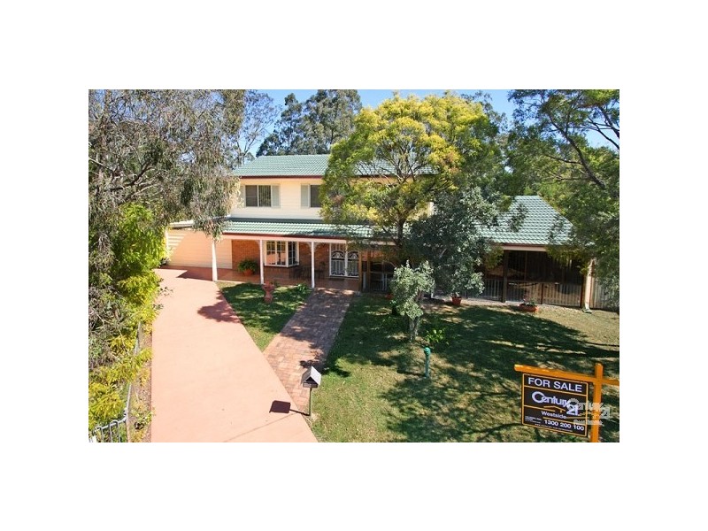 6 Bart Place, Chapel Hill QLD 4069