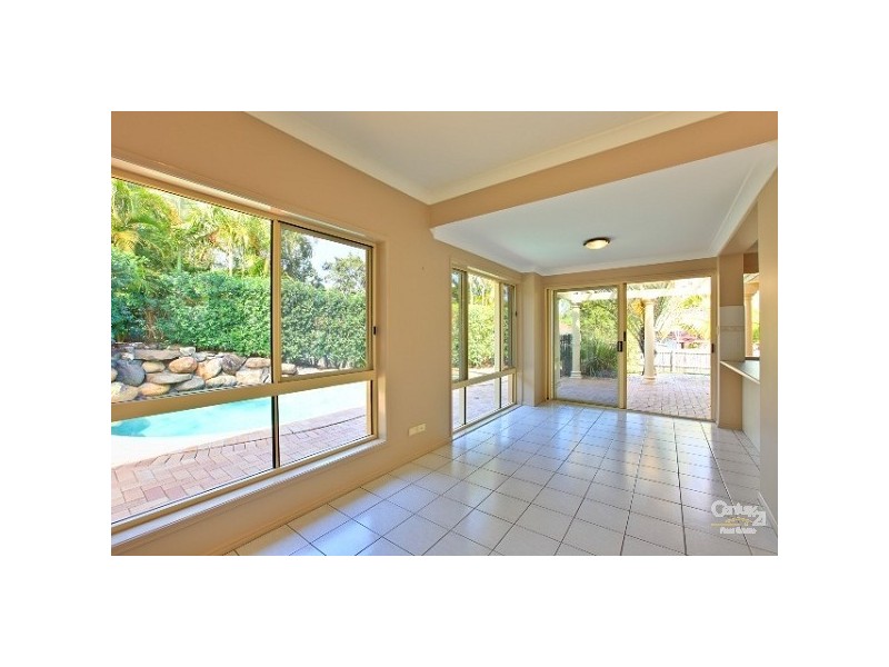 106 Gem Road, Kenmore QLD 4069