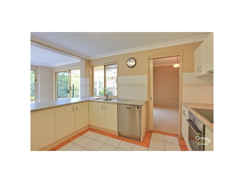 106 Gem Road, Kenmore QLD 4069