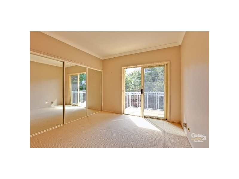 106 Gem Road, Kenmore QLD 4069