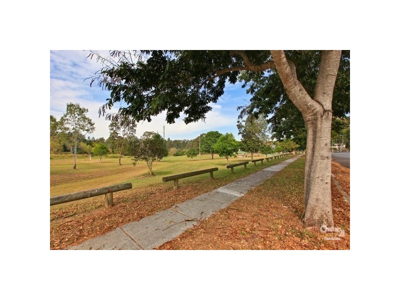 106 Gem Road, Kenmore QLD 4069