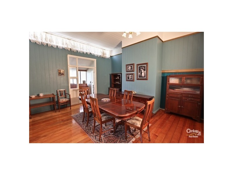 31 Amanda Street, Brookfield QLD 4069