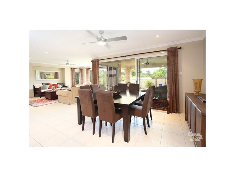 7 Kyecody Close, Moggill QLD 4070