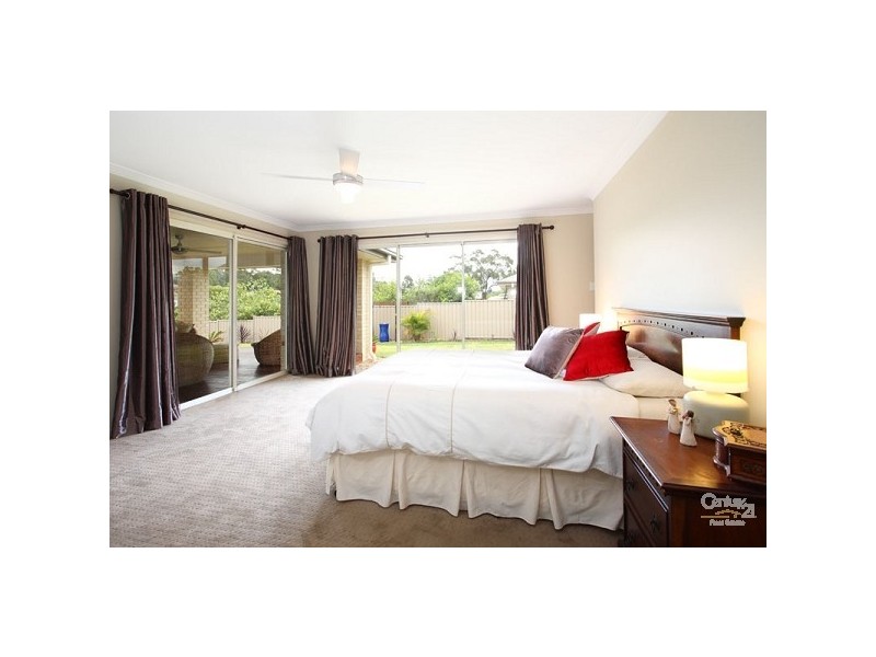 7 Kyecody Close, Moggill QLD 4070