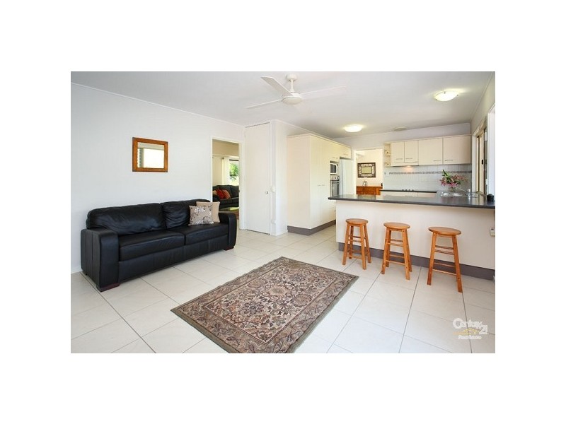 21 Glen Frew Street, Kenmore QLD 4069