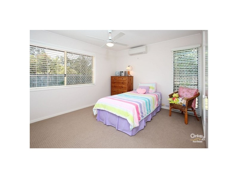 21 Glen Frew Street, Kenmore QLD 4069