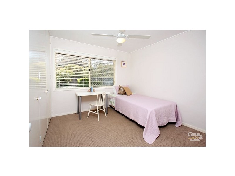 21 Glen Frew Street, Kenmore QLD 4069