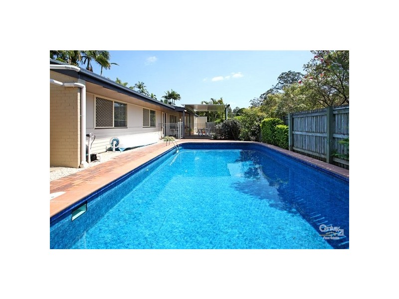 21 Glen Frew Street, Kenmore QLD 4069