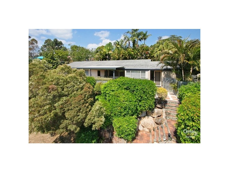 21 Glen Frew Street, Kenmore QLD 4069