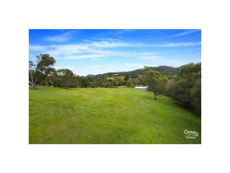 313 Gold Creek Road, Brookfield QLD 4069