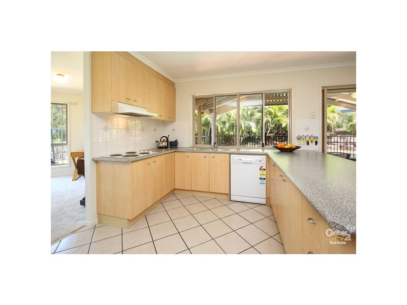 6 Olley Court, Brookfield QLD 4069