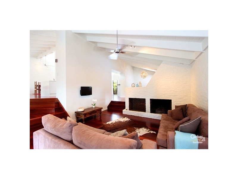 11 Willowbrook Street, Kenmore Hills QLD 4069