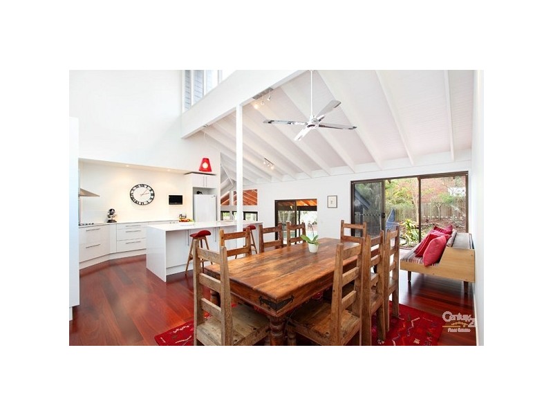 11 Willowbrook Street, Kenmore Hills QLD 4069