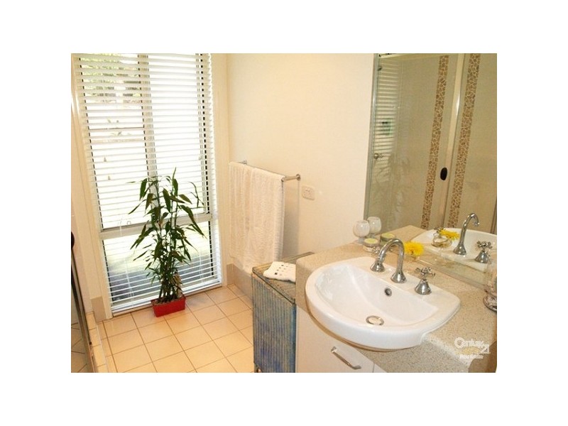 3 Regency Crescent, Moggill QLD 4070