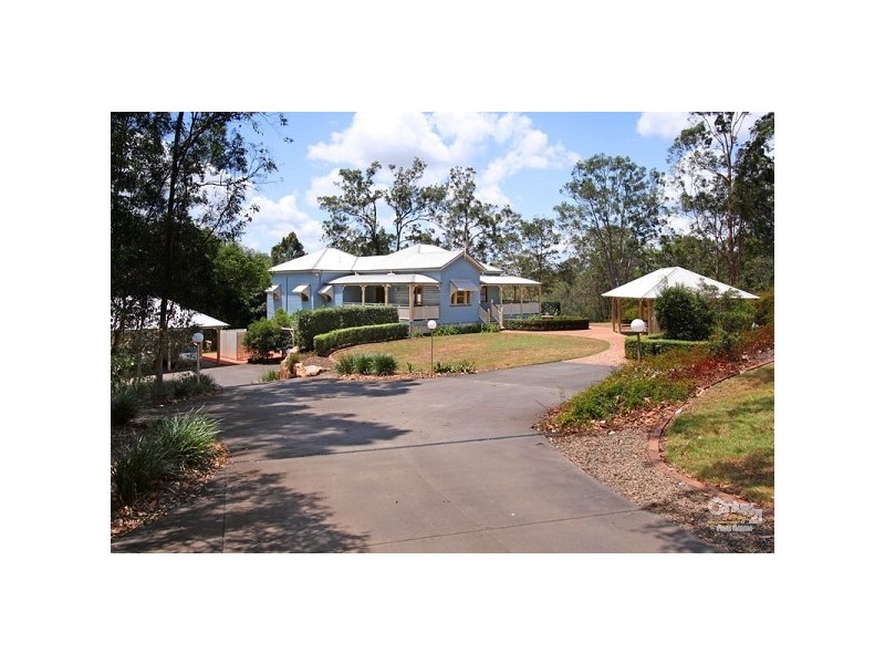 69 Curtis Place, Anstead QLD 4070