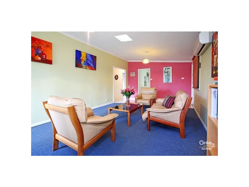 37 Lentara Street, Kenmore QLD 4069