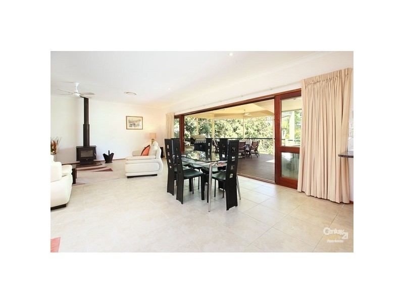 34 Wybelenna Street, Brookfield QLD 4069