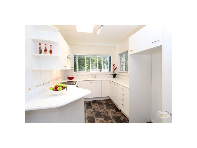 201 Chapel Hill Road, Chapel Hill QLD 4069