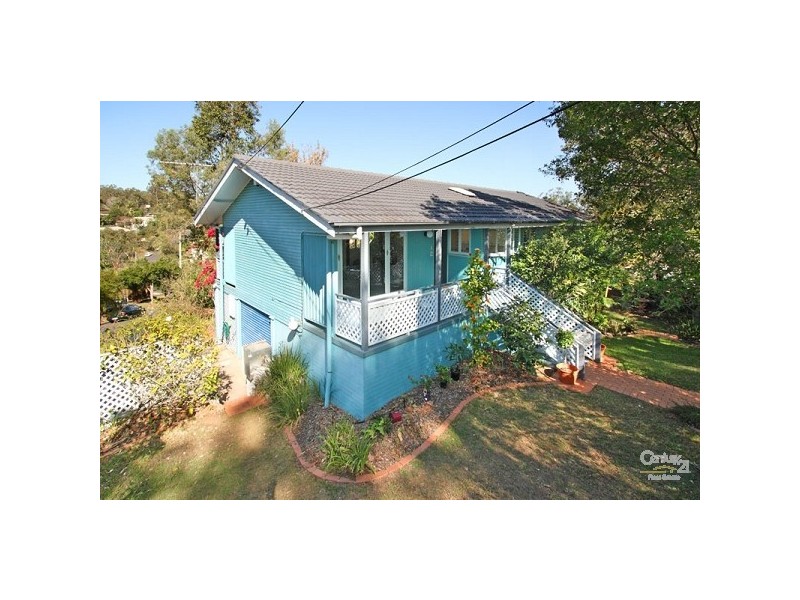 201 Chapel Hill Road, Chapel Hill QLD 4069