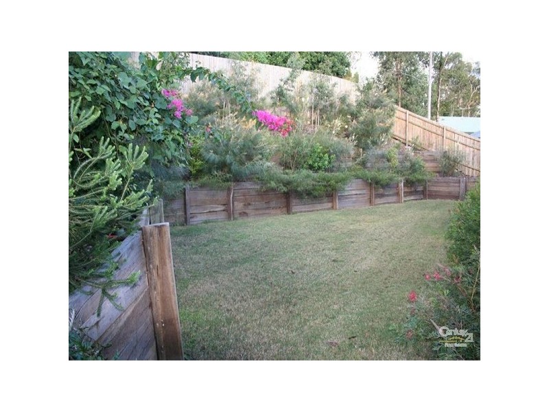 27 Vakuta Street, Fig Tree Pocket QLD 4069