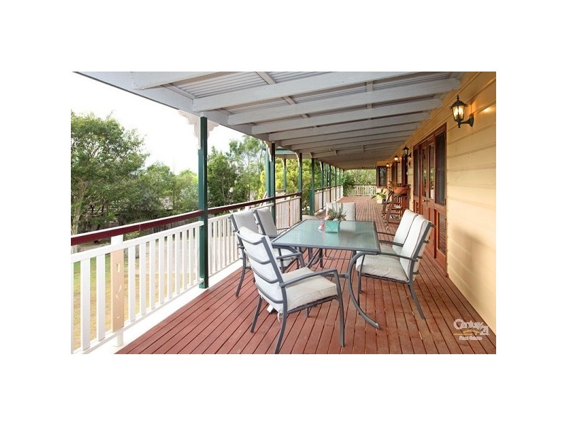 54 Pioneer Crescent, Bellbowrie QLD 4070